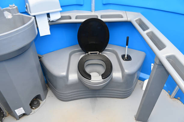 Best Portable toilet rental cost  in Shields, MI